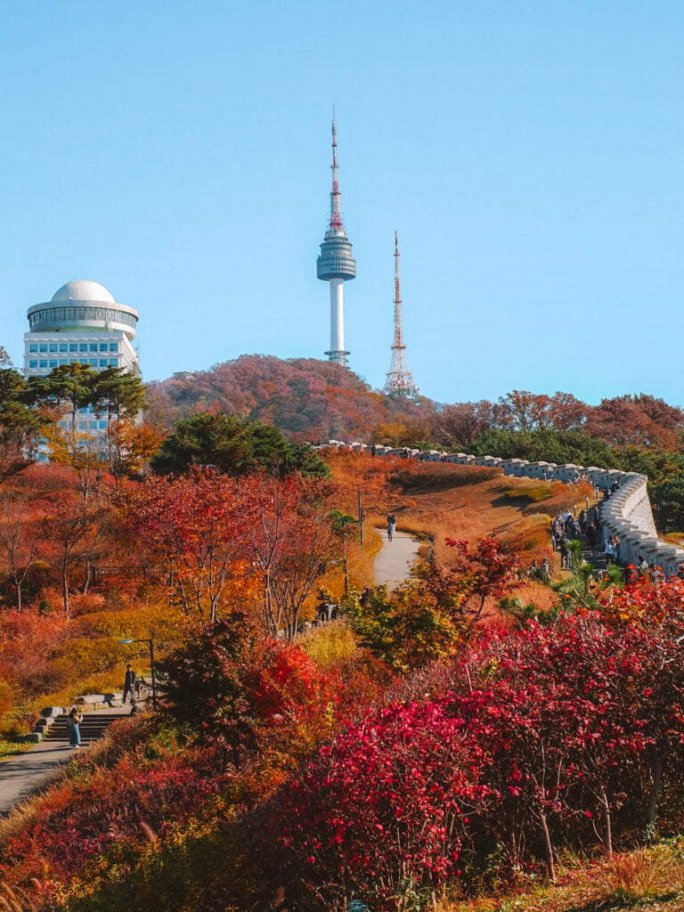 14 BEST SPOTS TO SEE AUTUMN FOLIAGE IN AND AROUND SEOUL + MAP